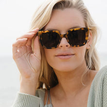 Load image into Gallery viewer, Soek Sunglasses | Soluna Mocha Tort