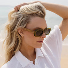 Load image into Gallery viewer, Soek Sunglasses | VIBE MOSS