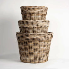 Load image into Gallery viewer, Boxwood Round Baskets