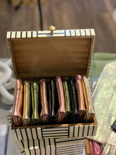 Load image into Gallery viewer, Leather Coin Purse - Metallic | Maison Fanli