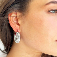 Load image into Gallery viewer, Diva - Thunderdome - Silver | MoskMelbourne