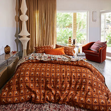 Load image into Gallery viewer, Claire Linen Quilt Cover