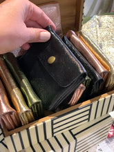 Load image into Gallery viewer, Leather Coin Purse - Metallic | Maison Fanli