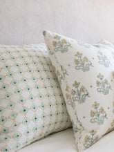 Load image into Gallery viewer, Daisy Bloom | Seafoam