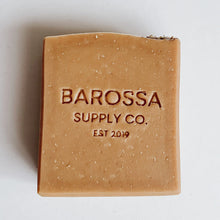 Load image into Gallery viewer, Craft Beer and Molasses Luxe Body Bar