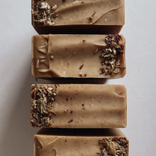 Load image into Gallery viewer, Craft Beer and Molasses Luxe Body Bar