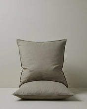 Load image into Gallery viewer, Ravello Linen Pillowcase Set | Caper