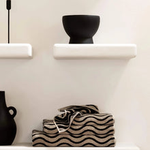 Load image into Gallery viewer, Wave Noir Towels