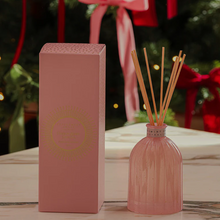 Load image into Gallery viewer, Passion Berry Pavlova Diffuser | 350ml