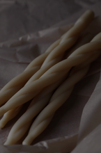 Load image into Gallery viewer, Tarlo handmade Taper Candle - Set 2