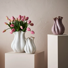 Load image into Gallery viewer, Annabella Vase | White