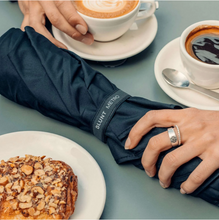 Load image into Gallery viewer, Blunt Metro | Ink Black