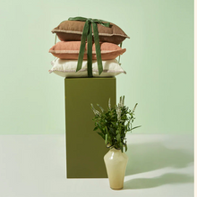Load image into Gallery viewer, Melody Natural Vase