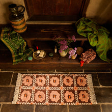 Load image into Gallery viewer, Billy Bath Runner