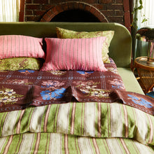 Load image into Gallery viewer, Avan Linen Pillowcase Set | SAGE & CLARE