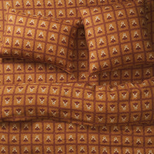 Load image into Gallery viewer, Claire Linen Quilt Cover