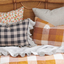 Load image into Gallery viewer, Pinstripe Pillowcase Set | Standard