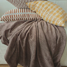 Load image into Gallery viewer, Quilted Bedcover | Natural