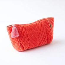 Load image into Gallery viewer, Poppy Queen Velvet Toiletry Bag