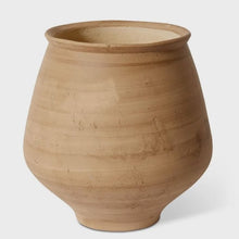 Load image into Gallery viewer, Leilani Terracotta Pot - Large
