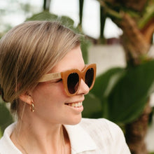 Load image into Gallery viewer, Soek Sunglasses | MILLA - CARAMEL