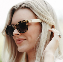 Load image into Gallery viewer, Soek Sunglasses | ZAHRA OPAL TORT