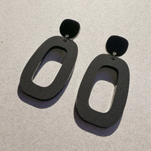 Load image into Gallery viewer, Riley Earring in Matte Black

