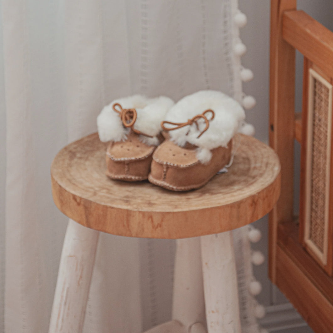 Sheepskin Baby Booties| Walnut