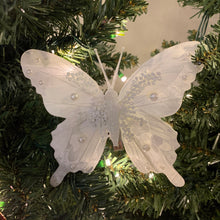 Load image into Gallery viewer, Classic White Pearl Butterfly Tree Decor | Set 3
