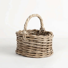 Load image into Gallery viewer, Half Pint Oval Basket
