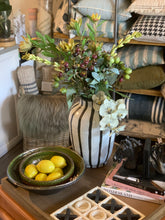 Load image into Gallery viewer, Ceramic Lemons
