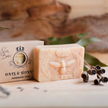 Load image into Gallery viewer, Honey + Oats Soap | Ninas Bees
