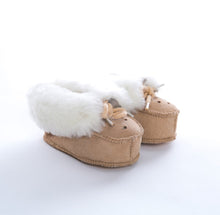 Load image into Gallery viewer, Sheepskin Baby Booties| Cane
