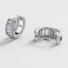 Load image into Gallery viewer, Kira Huggie | Clear + Silver
