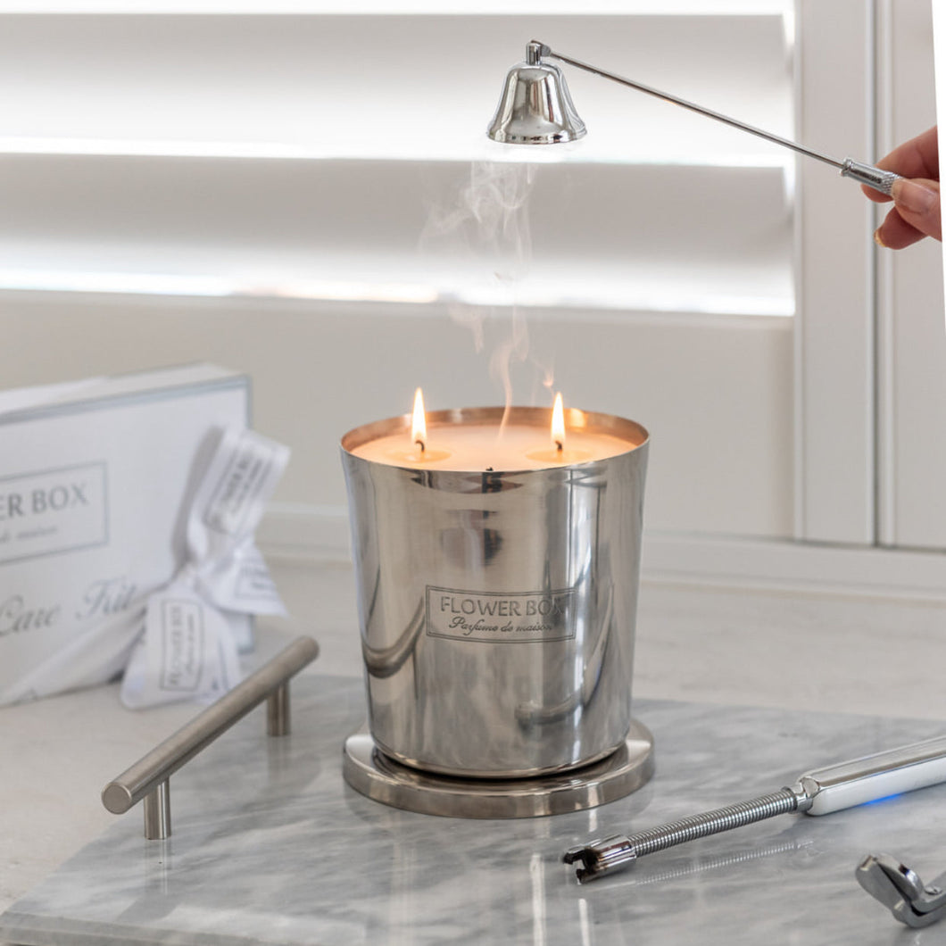 Flower Box Hallmark Candle, Silver engraved jar with lid, 1 KG, 100 hours burn time, fig leaf and cedar scent.