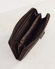 Load image into Gallery viewer, Large Basque Wallet | Choclate
