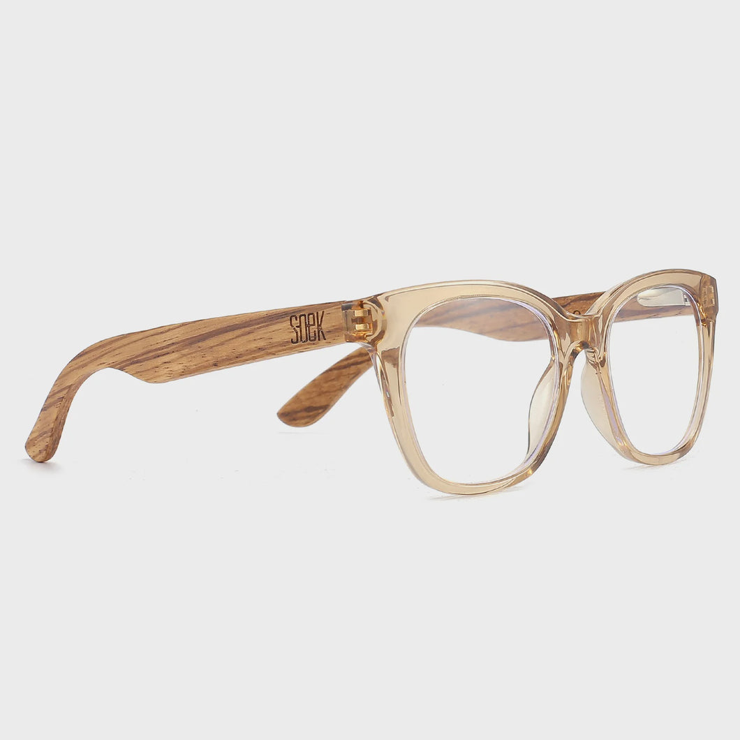 Soek Readers | LILA GRACE CHAMPAGNE
