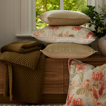 Load image into Gallery viewer, Chunky Knit Throw | Olive
