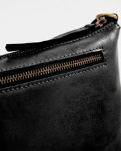 Load image into Gallery viewer, Monterey Crossbody | Black || Juju + Co
