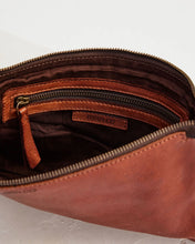 Load image into Gallery viewer, Monterey Crossbody | Cognac || Juju + Co
