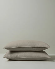 Load image into Gallery viewer, Ravello Linen Pillowcase Set | Pebble
