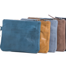 Load image into Gallery viewer, Oran- Leather Clutch Gili
