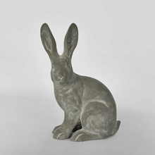 Load image into Gallery viewer, Henry Hare - Sitting - Small | Grey
