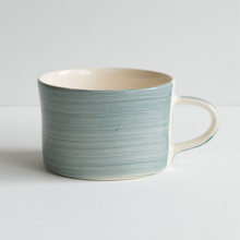 Load image into Gallery viewer, musango ceramic mug in dove grey

