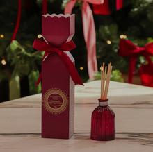 Load image into Gallery viewer, Champagne &amp; Red Raspberries  Mini Candle Bon Bon | 100ml
