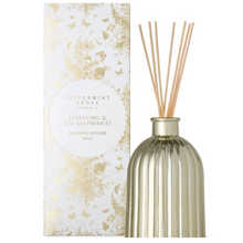 Load image into Gallery viewer, Sparkling &amp; Red Raspberries Fragrance Diffuser
