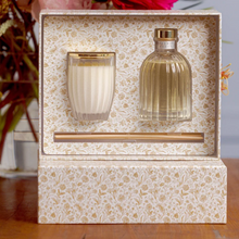 Load image into Gallery viewer, Lemongrass &amp; Lime Mini Soy Candle &amp; Diffuser Set
