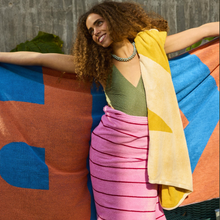 Load image into Gallery viewer, Iced Vovo Stripe Beach Towel

