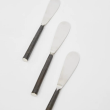 Load image into Gallery viewer, Iron Handle Spreader | Set of 3

