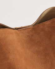 Load image into Gallery viewer, Suede Cabas Tote | Camel || Juju &amp; Co
